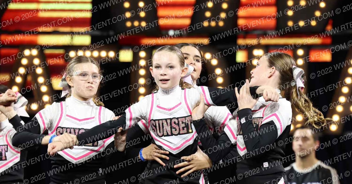 SUNSET  CHEER ELITE · JAMZ Youth and NA Nationals