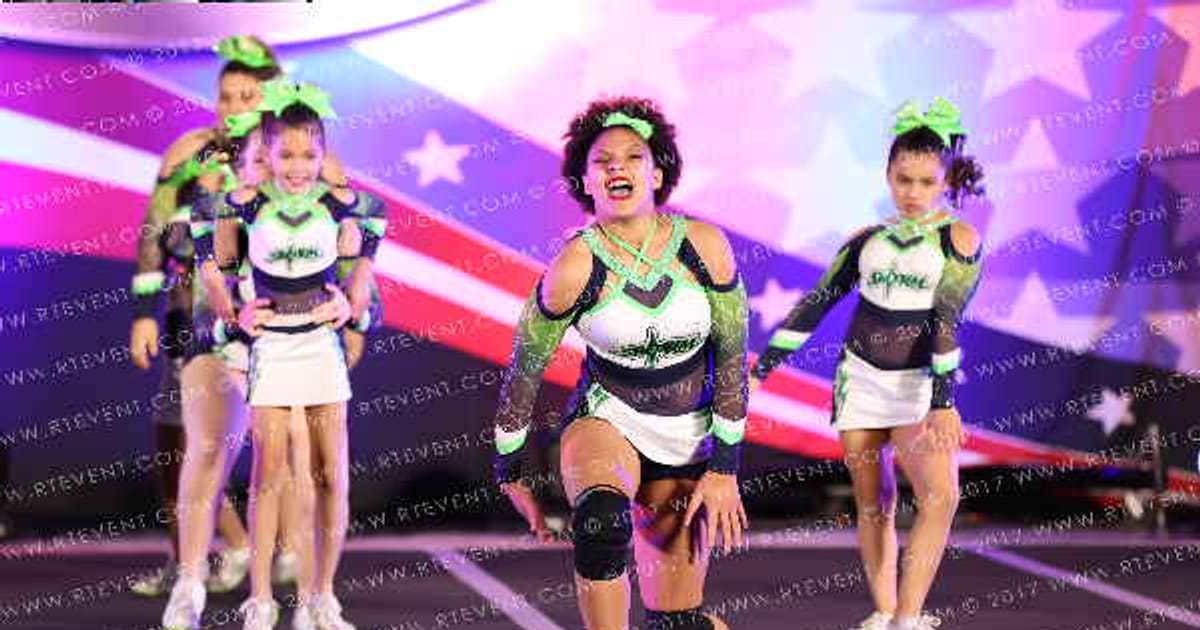 Cruces Cheer Storm Lady Lightning · American Cheer Power Southern Nationals DIDII