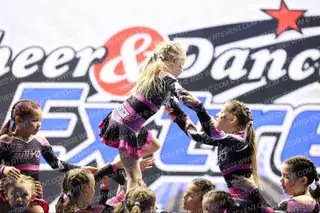 SMYO Cheer Reign