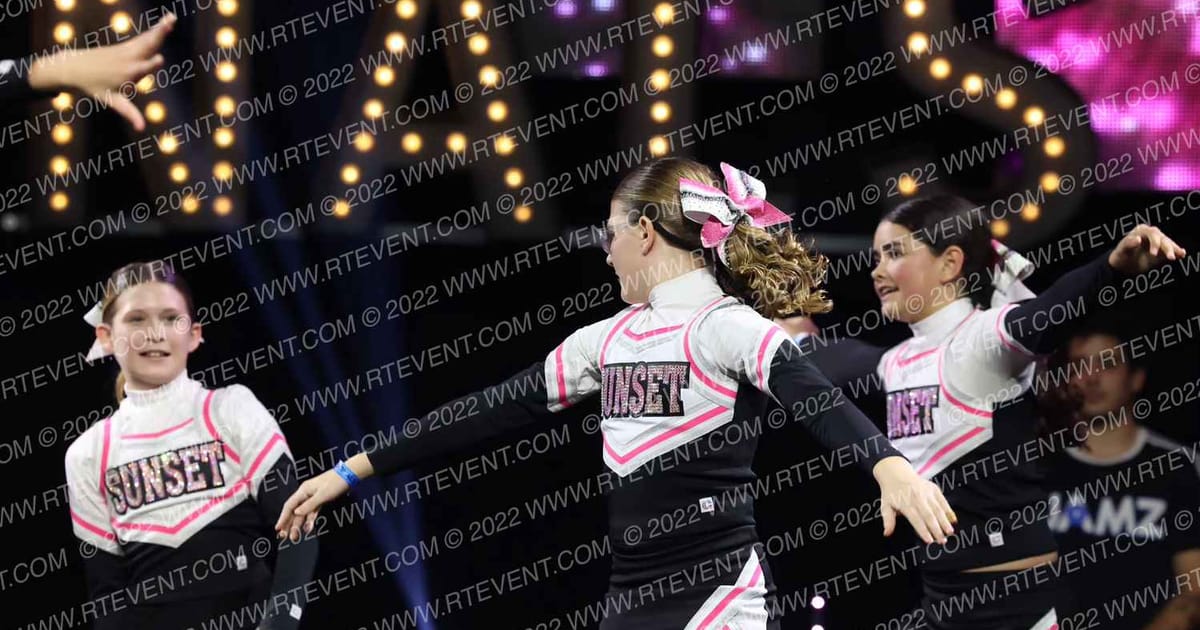 SUNSET  CHEER ELITE · JAMZ Youth and NA Nationals