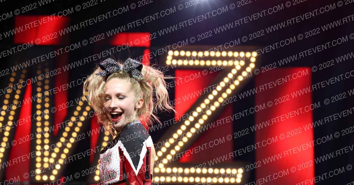 CENTER OF ATTENTION  CHEER AND DANCE BLACK OUT · JAMZ Youth and NA Nationals