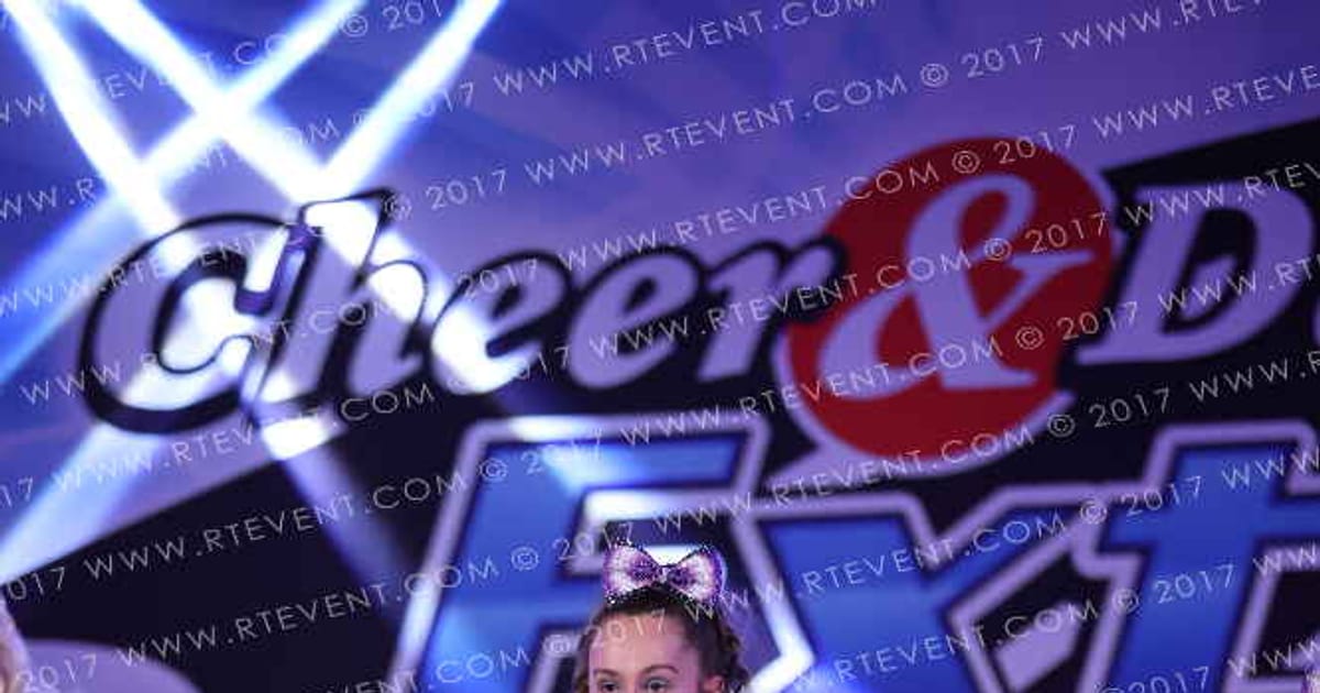 Alpha Athletics Cheer Lady Alphas · Extreme Winter Open