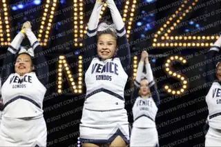 VENICE HIGH SCHOOL VARSITY CHEER