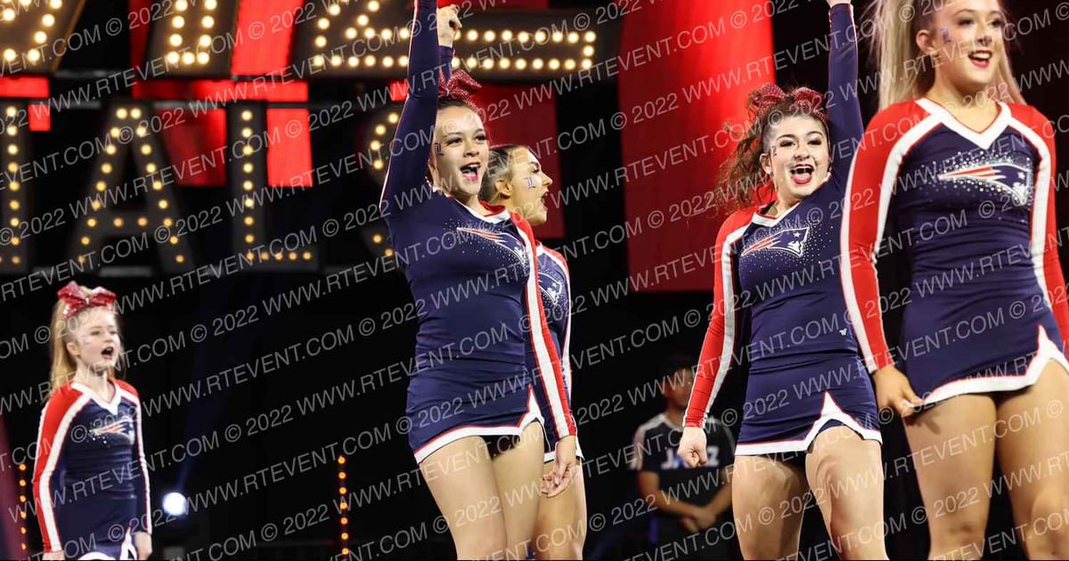 LIBERTY HIGH SCHOOL Varsity Cheer · Schools Nationals
