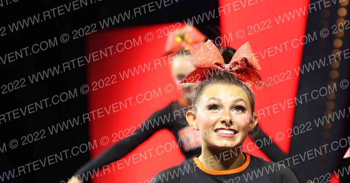 IDAHO FALLS HIGH SCHOOL ORANGE Varsity Cheer · Schools Nationals