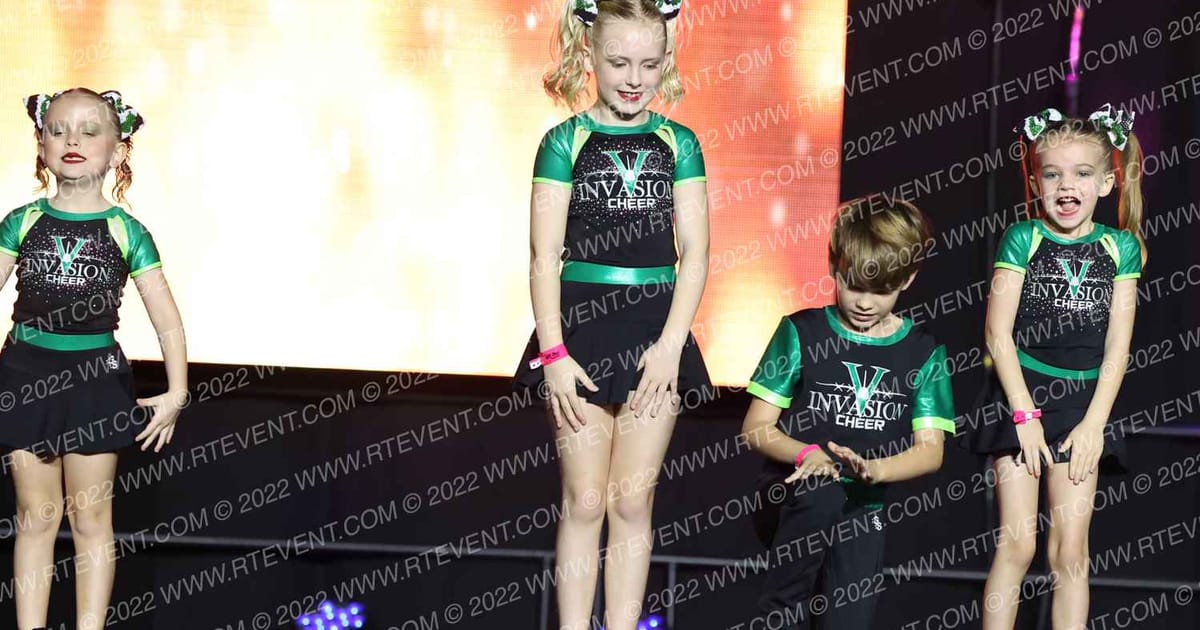 Invasion Cheer MINI M1SSILES · All out Nationals