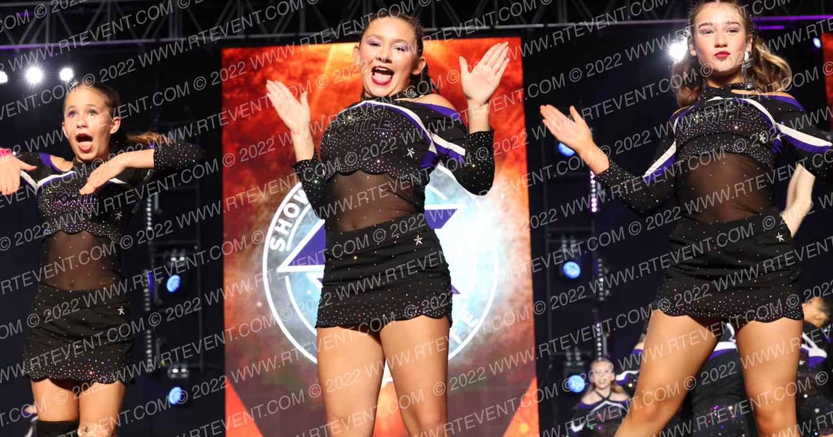 Showtime Elite Apex Pink Floyd · All out Nationals