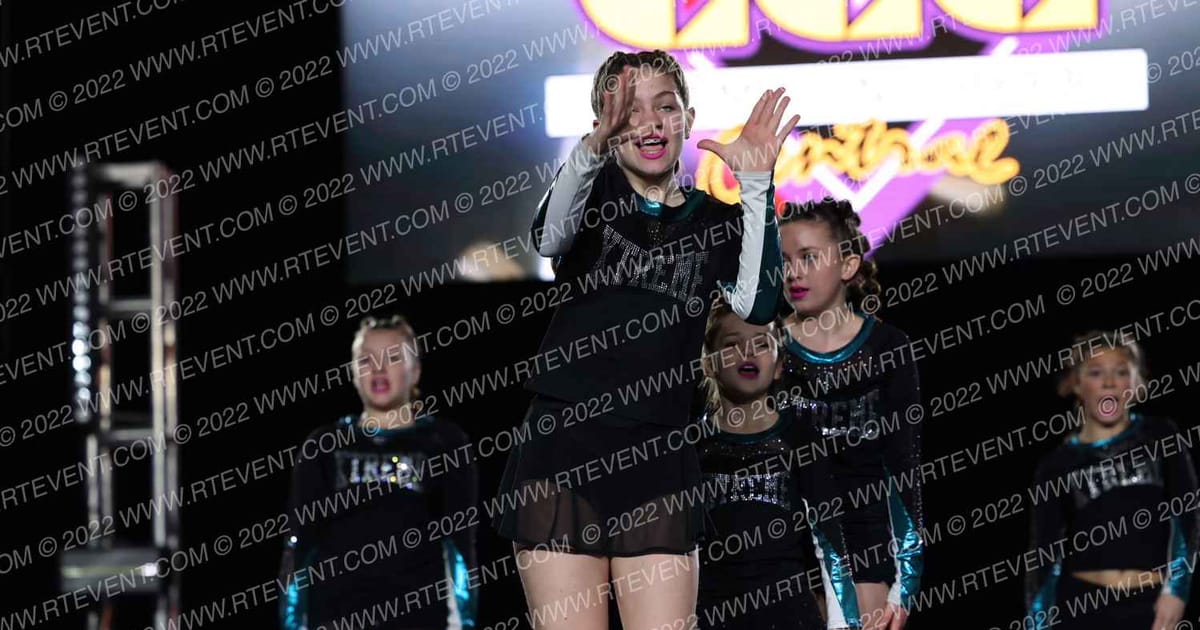 Competitive Cheer Xtreme Sapphire · Hard Rockin Nationals Day One