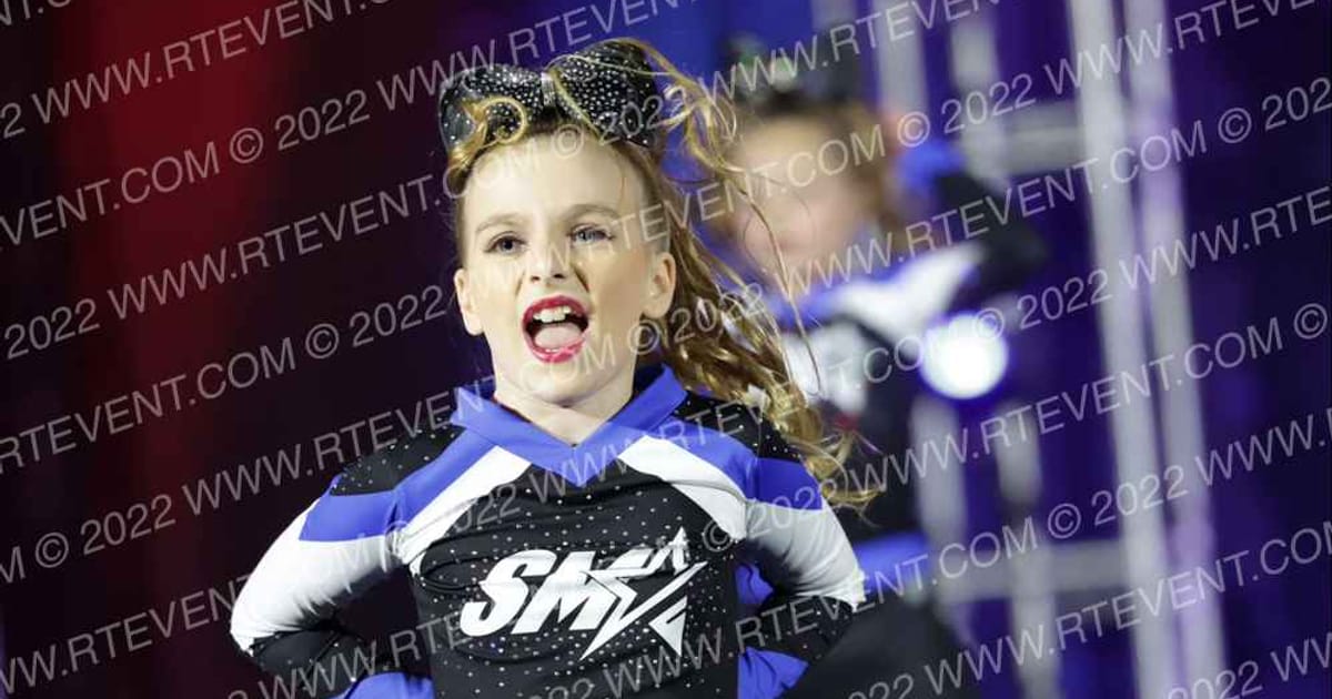 Show Me Athletics Showstoppers · The American Gateway St Charles
