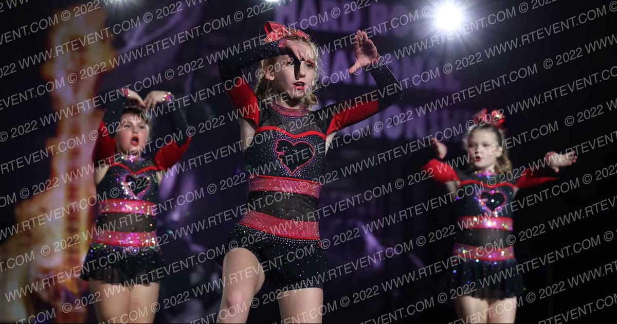Elite Heat All Stars Drama Queens · Hard Rockin Nationals Day One