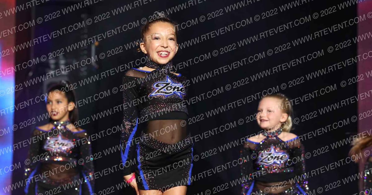 Zone Cheer All Stars Mini Apple · All out Nationals