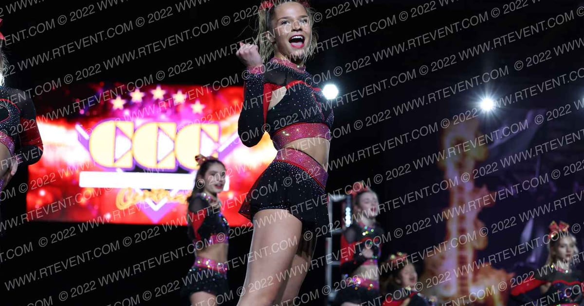 Elite Heat All Stars Showgirls · Hard Rockin Nationals Day One