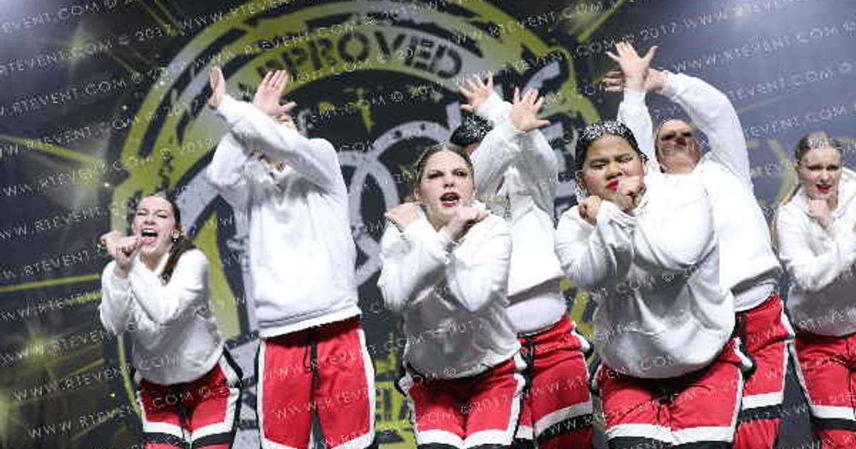 Midwest Cheer Elite Cleveland Black Ice Krew · Athletic Columbus Nationals and Dance Grand Nationals DiDii