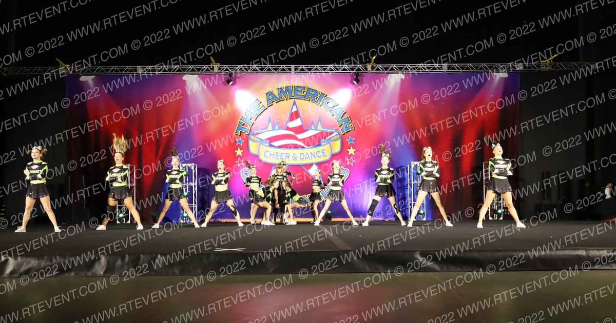 Ultimate Dance & Cheer Everest · The American Gateway St Charles