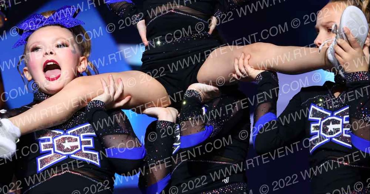 East Celebrity Elite - Hingham DIVAS · Athletic Grand Nationals