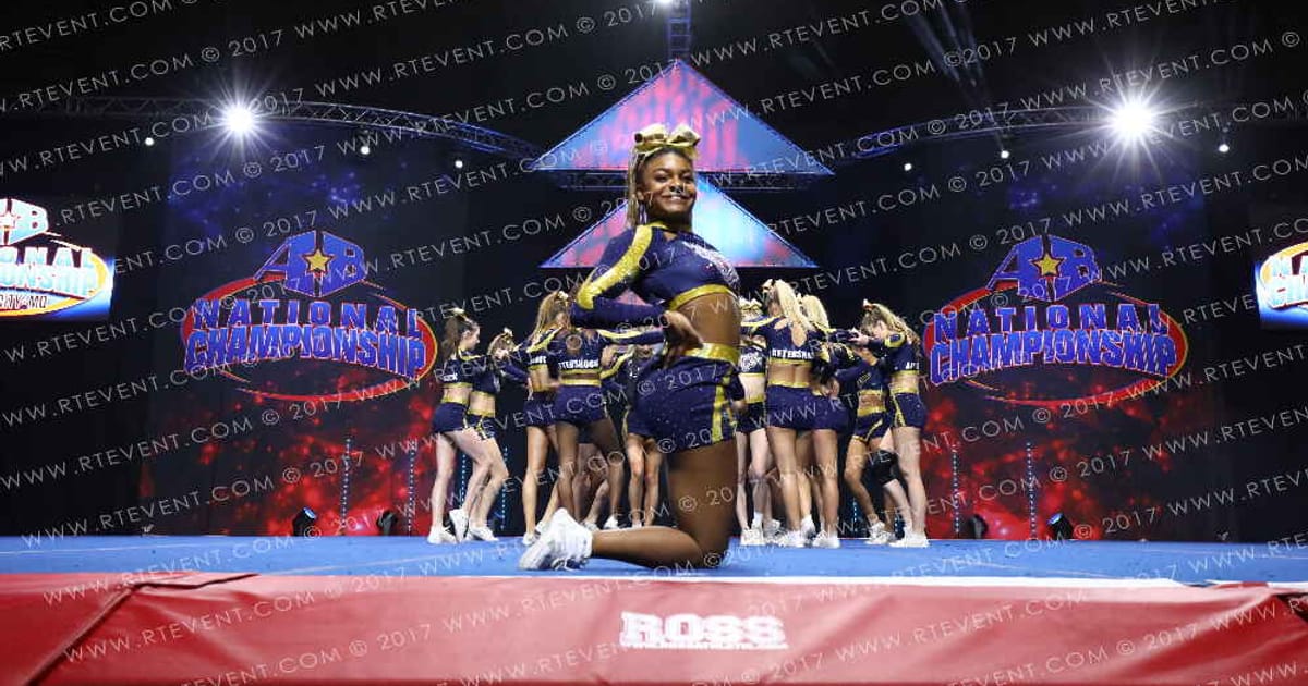 Twist & Shout Edmond Heart · Americas Best Kansas City Grand Nationals