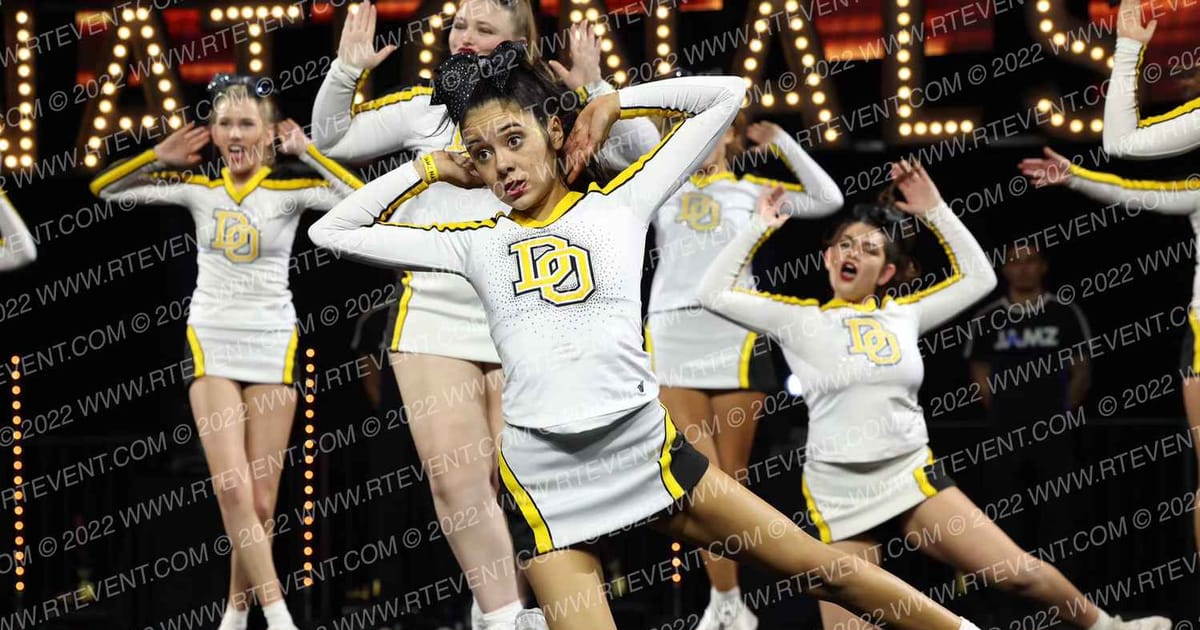DEL ORO HIGH SCHOOL Varsity Cheer · Schools Nationals