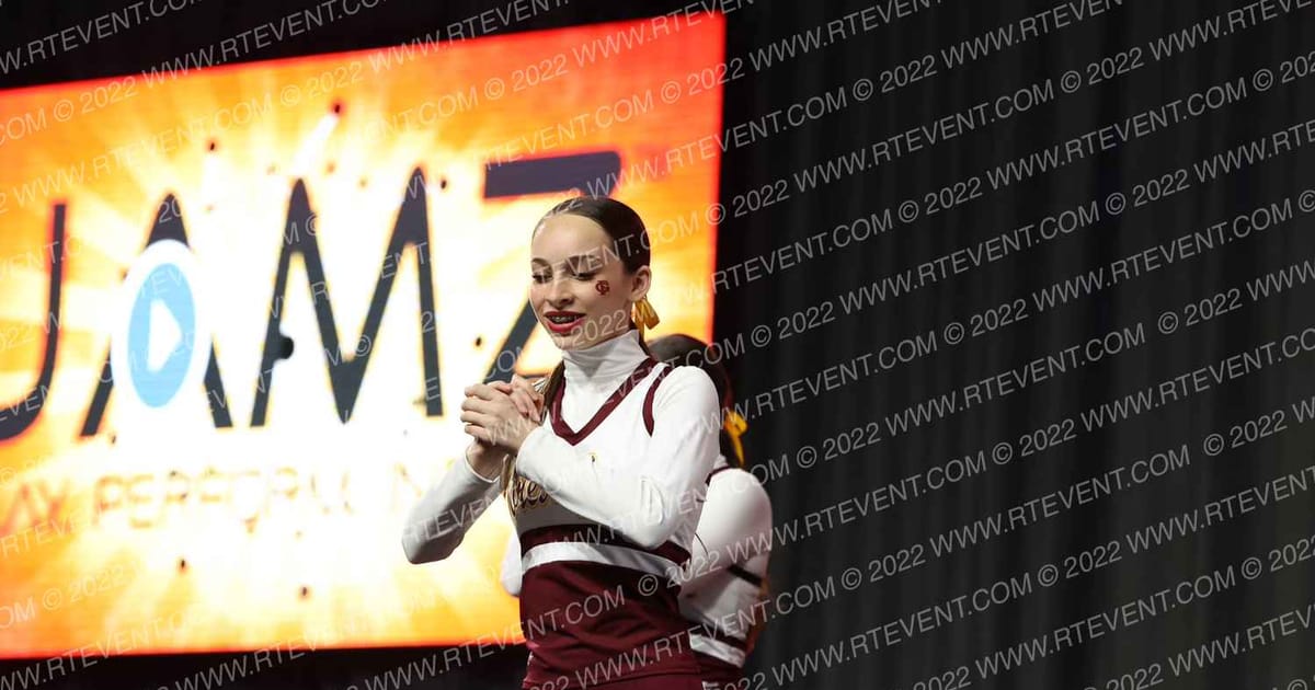 FOREST GROVE HIGH SCHOOL Varsity Cheer · Schools Nationals