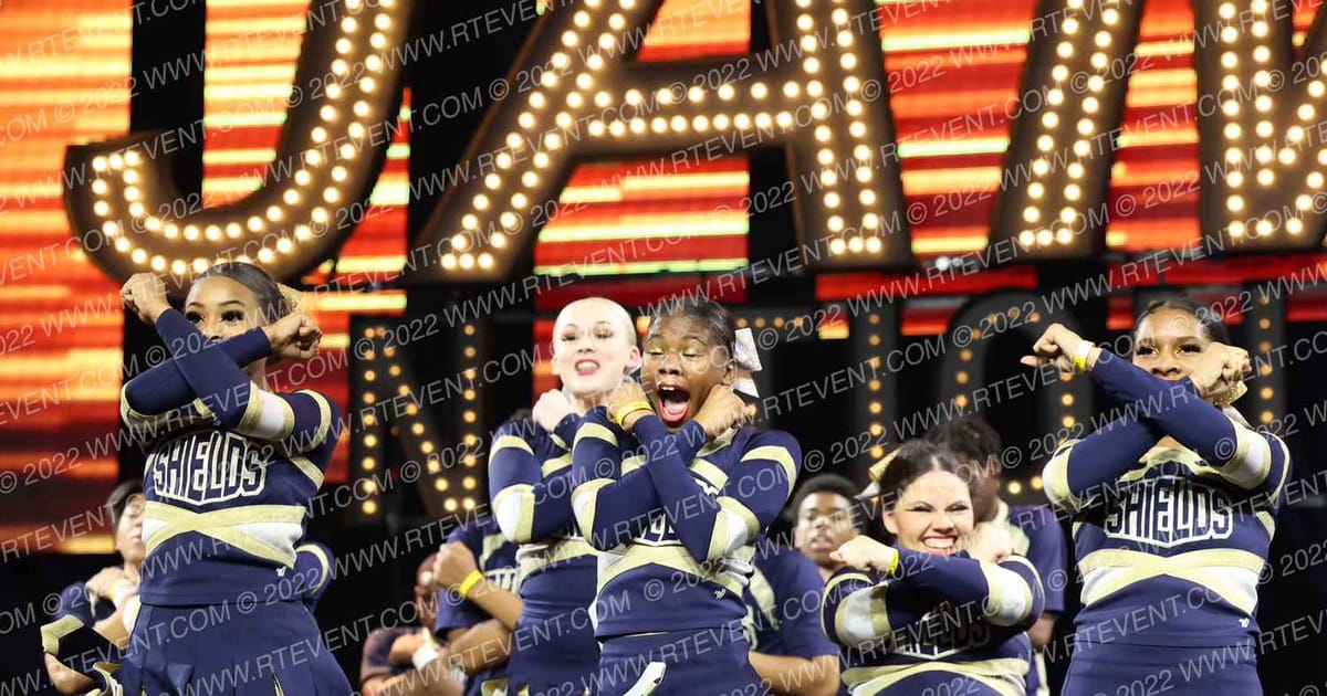 CHEYENNE HIGH SCHOOL VARSITY COED · Schools Nationals