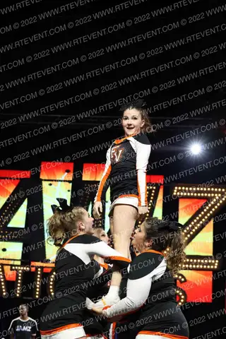 FERNLEY HIGH SCHOOL VARSITY Varsity Cheer