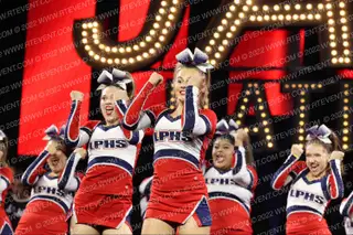 LAS PLUMAS CHEER Varsity Cheer