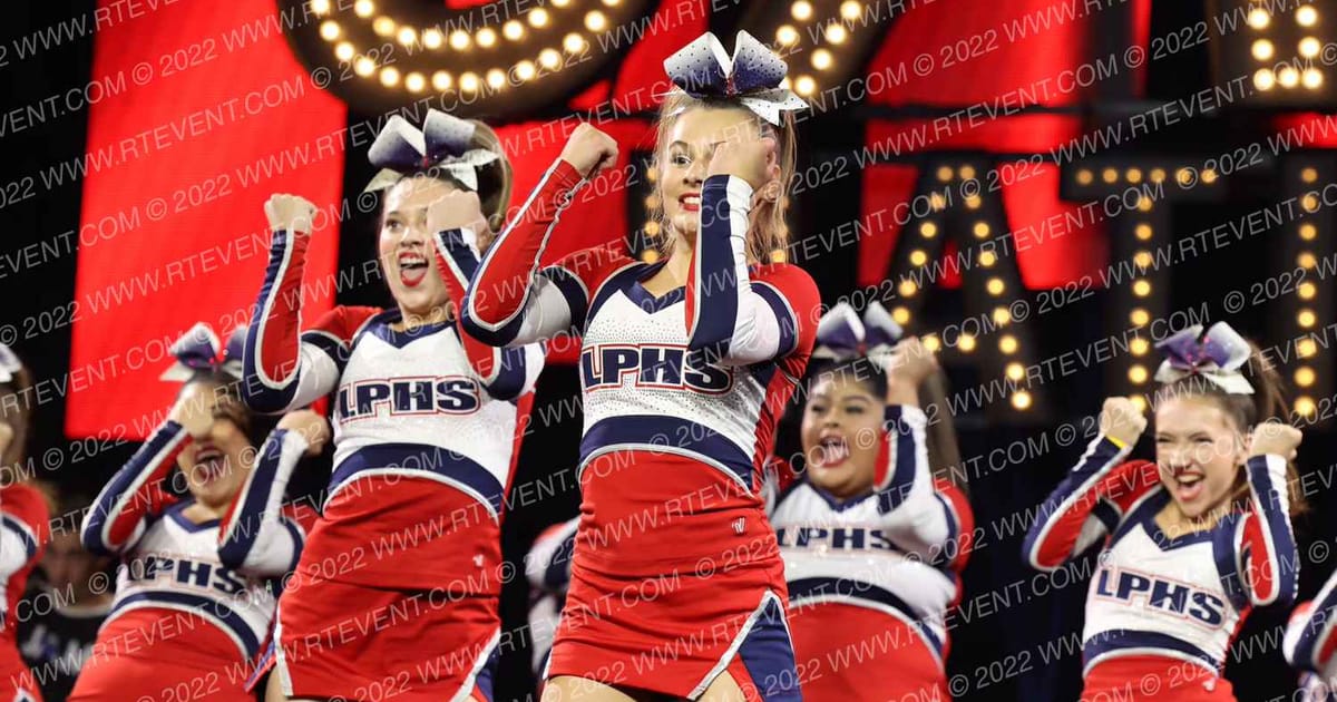 LAS PLUMAS CHEER Varsity Cheer · Schools Nationals