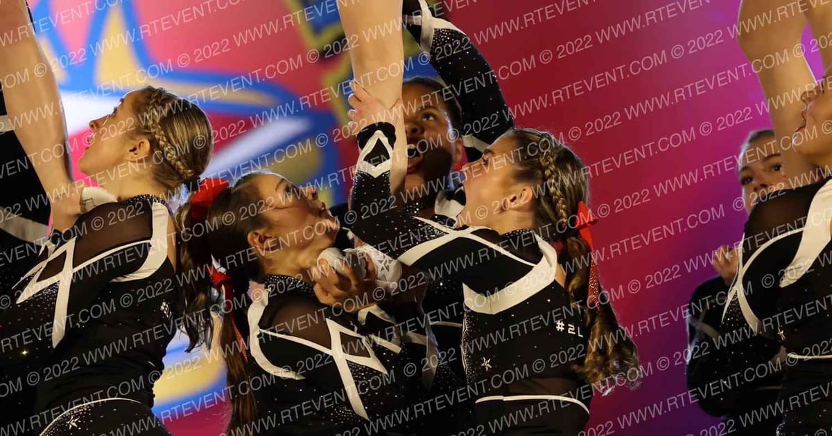 Flipping Out Tumbling Diamonds · The American Masters Baltimore