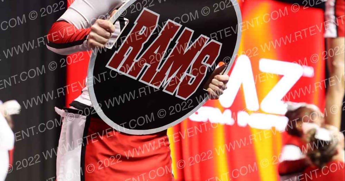 HIGHLAND HIGH SCHOOL Varsity Cheer · Schools Nationals