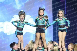Cheer Force Allstars Shooting Stars