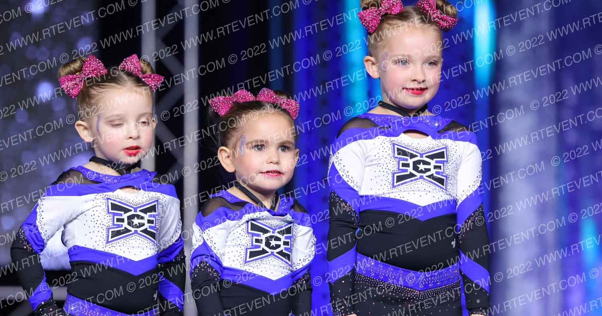 East Celebrity Elite - Hingham GLITTER GIRLS · Athletic Grand Nationals