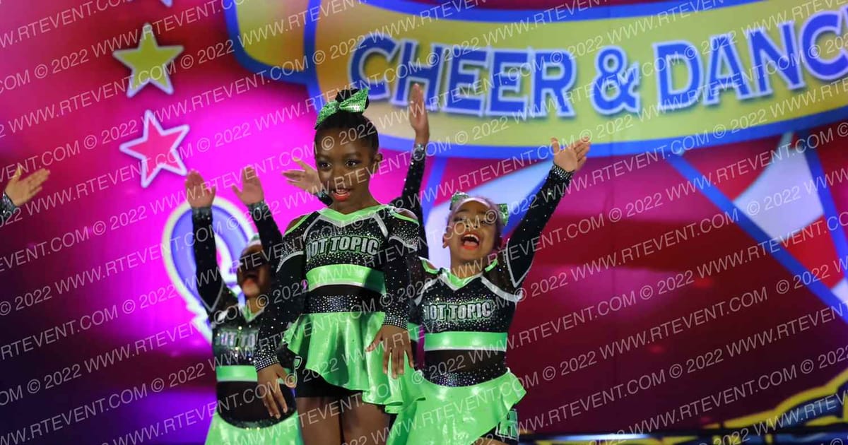 Hot Topic All Stars Sweet Divas · The American Superstarz