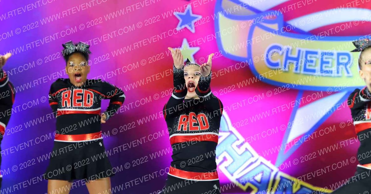 Raleigh Elite Diamonds Lady Lightning · The American Superstarz