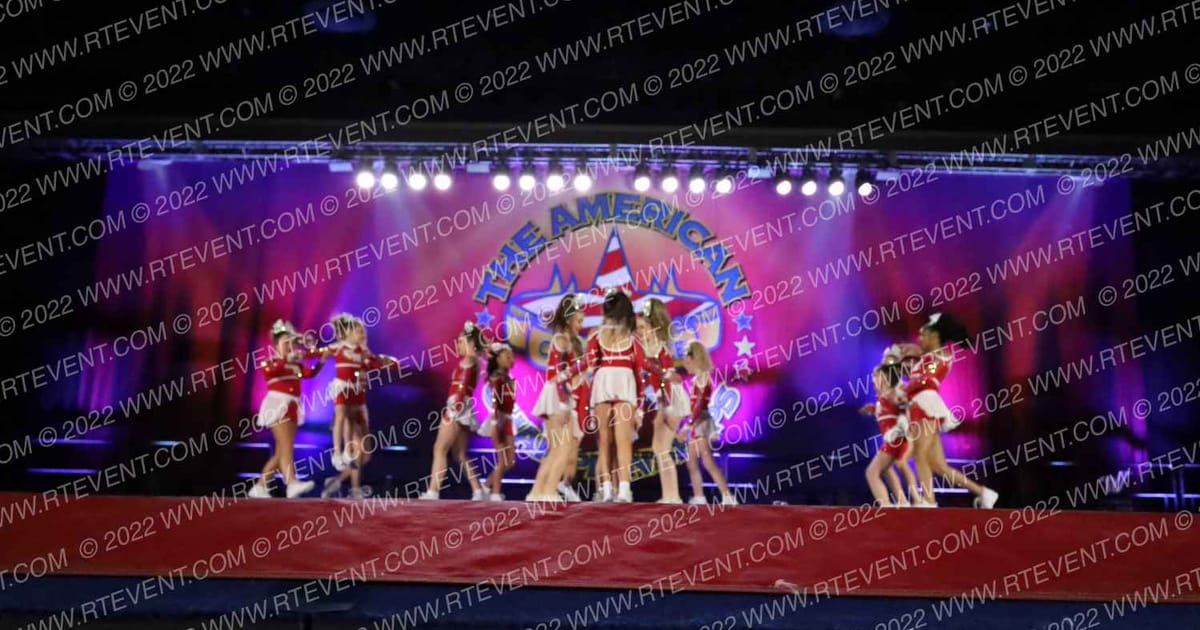 Cheer Revolution Bombshells · The American Superstarz