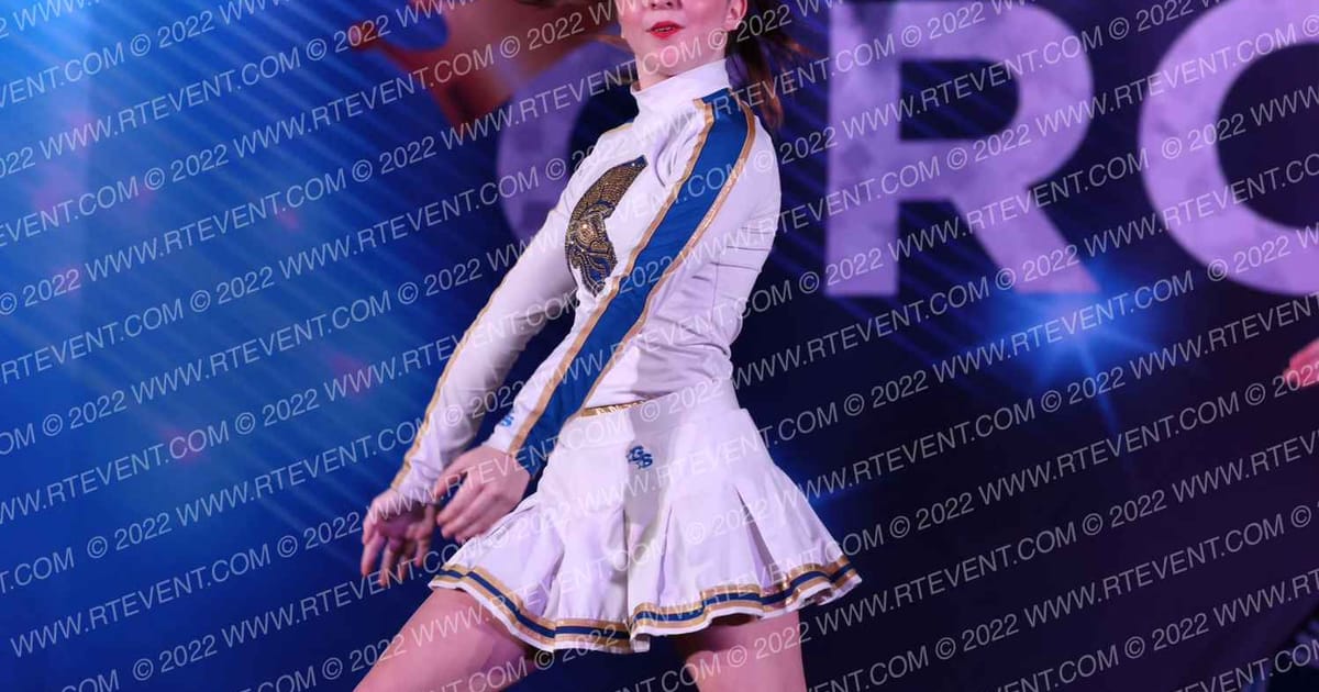 Terra Linda High School Cheer K. Ryan · Hollywood Crown