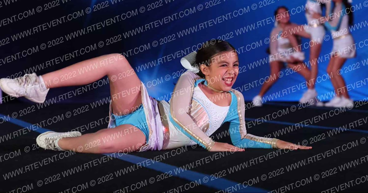 West Covina Bruins Cheer Mitey Mite West Covina Bruins · Hollywood Crown