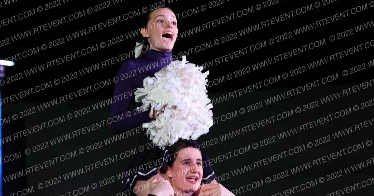 Petaluma High School Cheer Petaluma Varsity Cheer · Hollywood Crown