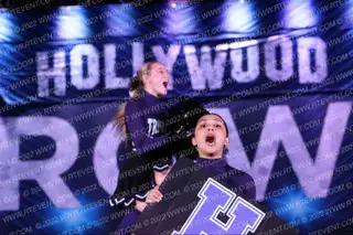 Petaluma High School Cheer Petaluma Varsity Cheer