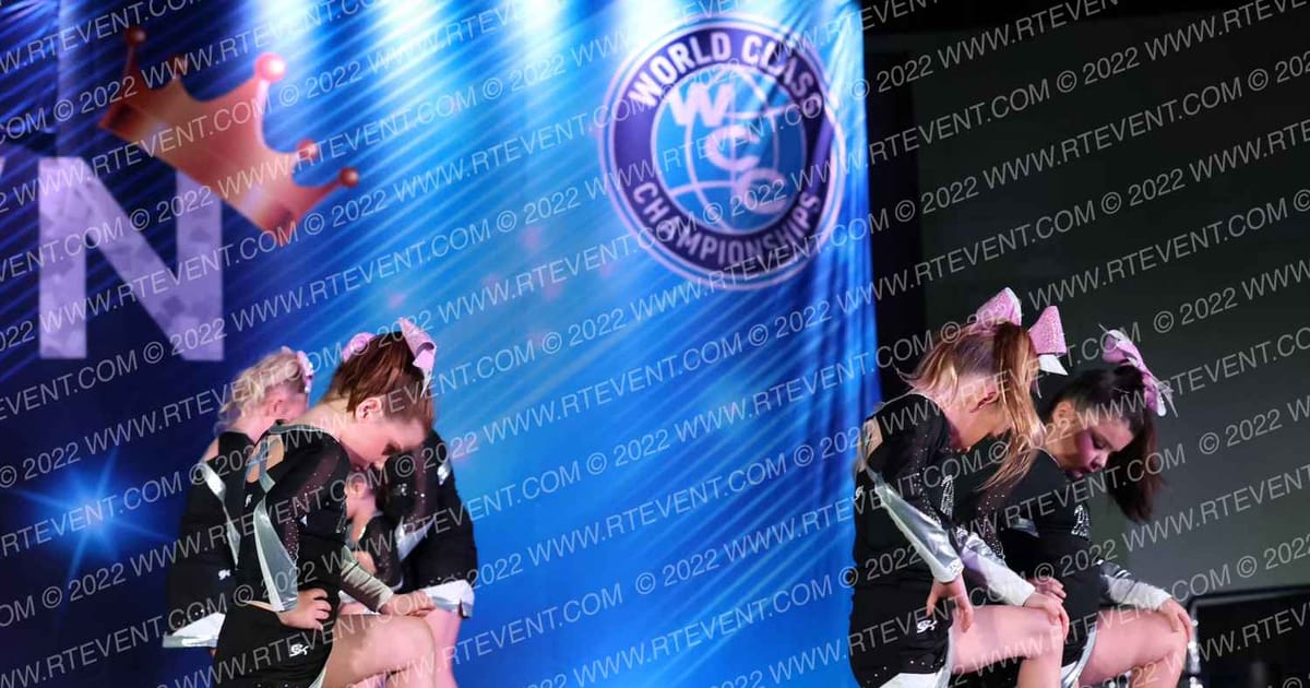 Billy Clower Cheer Sparks · Hollywood Crown