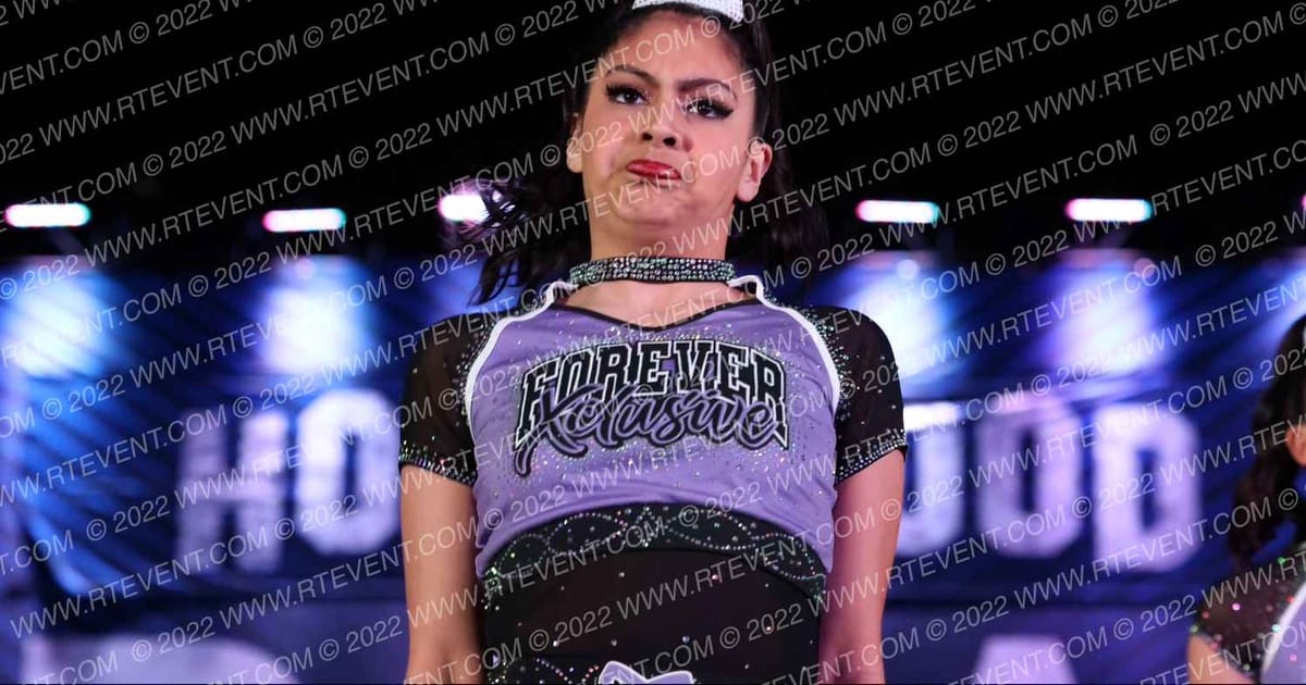 Forever Xclusive LLC Bangerz · Hollywood Crown
