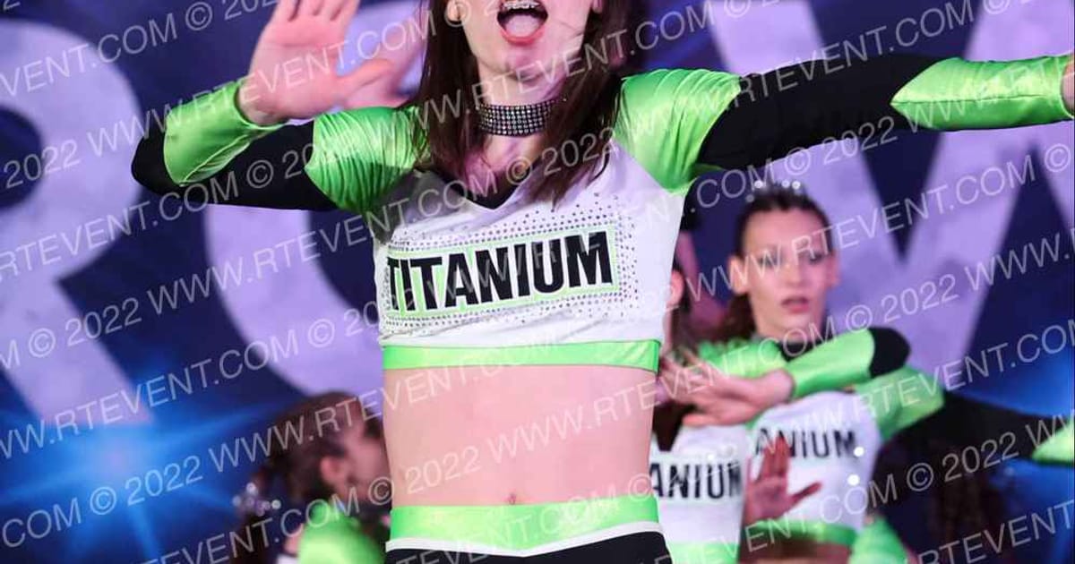 ASD Gym & Cheer ICY N SPICY TITANIUM · Hollywood Crown