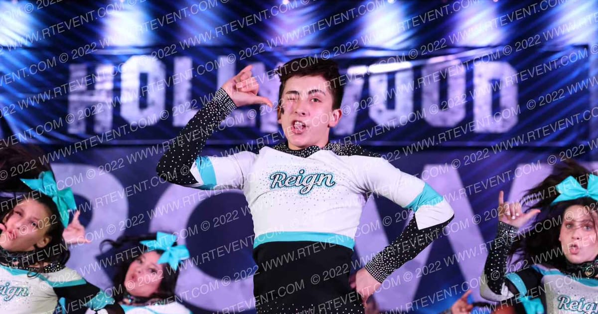 Reign Elite Cheer Royal T3A · Hollywood Crown