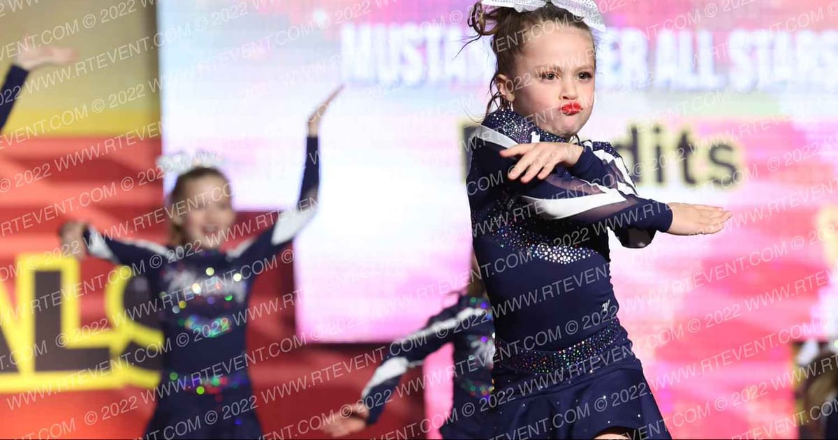 Mustang Cheer All Stars Bandits · Grand Nationals