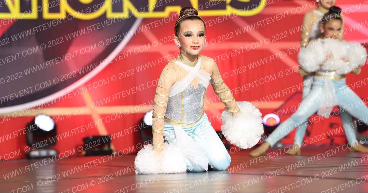 Strut Performing Arts Mini Pom · Grand Nationals