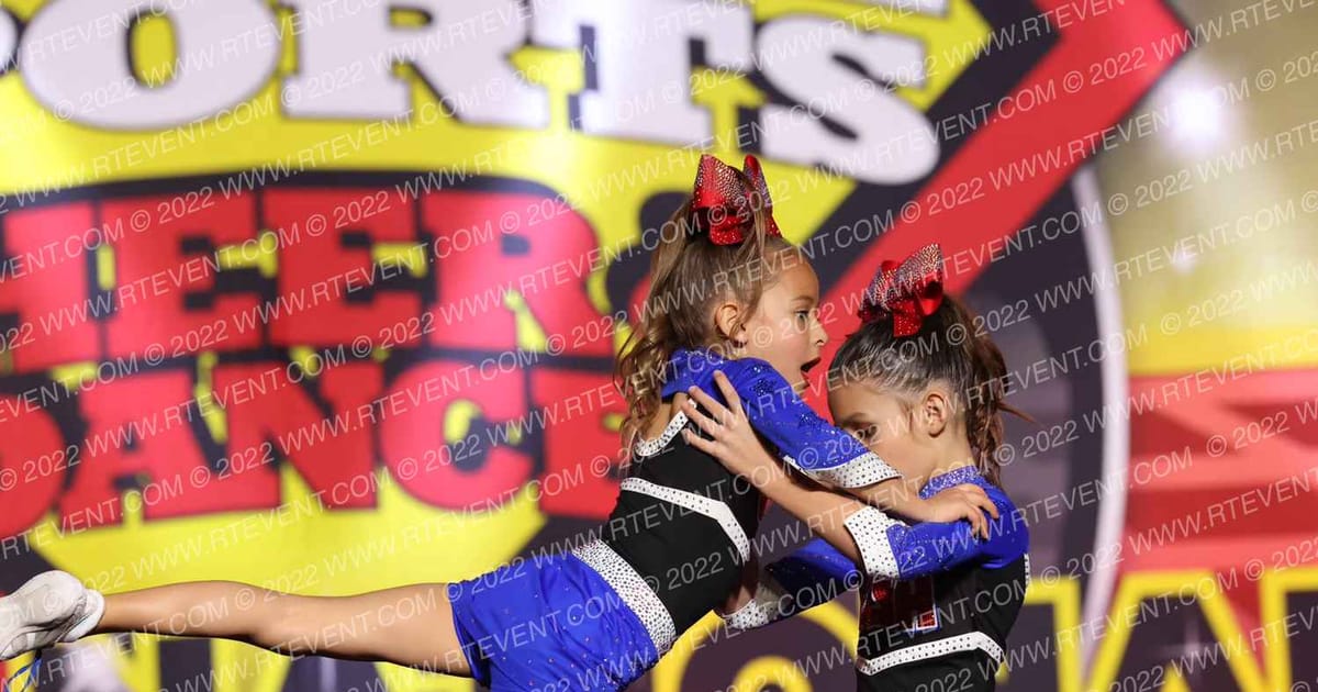 USA Starz Sparkle · Grand Nationals