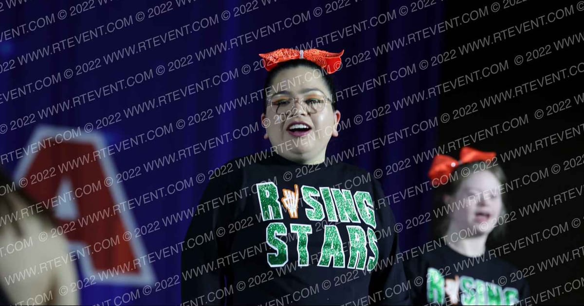 Iowa Elite Cheer of MN RISING STARS · NCA Minneapolis Classic