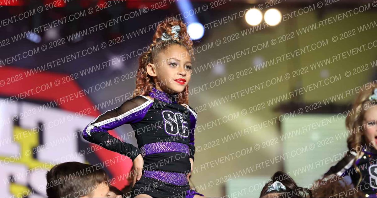 South Coast Cheer Moonlight · Grand Nationals