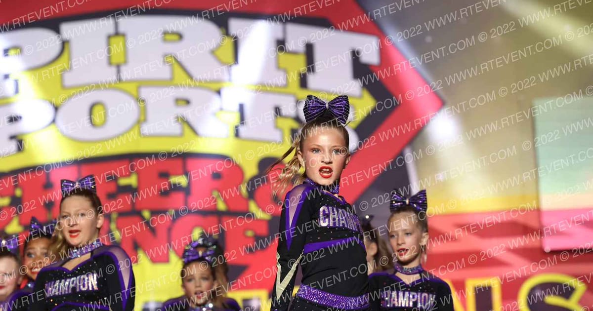 Champion All Stars Royal Ladies · Grand Nationals