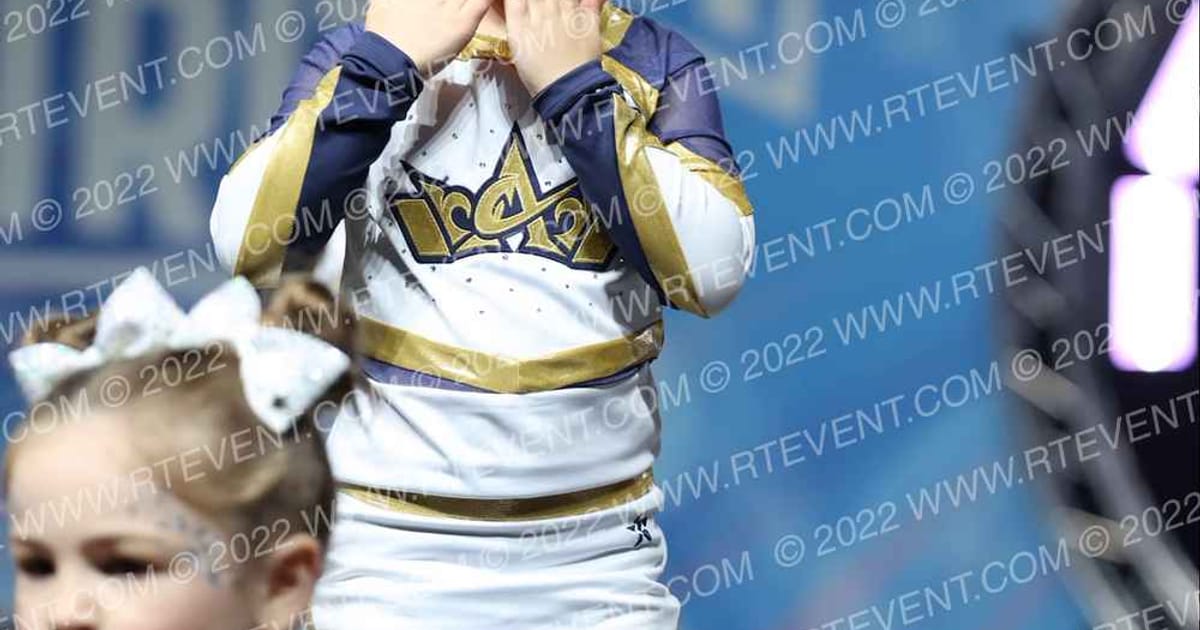 Crown Athletics Tiny Diamonds · Cajun Classic