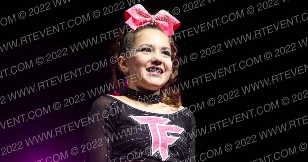 Titanium Force Cheer Glow Girls · CSG Grand Nationals