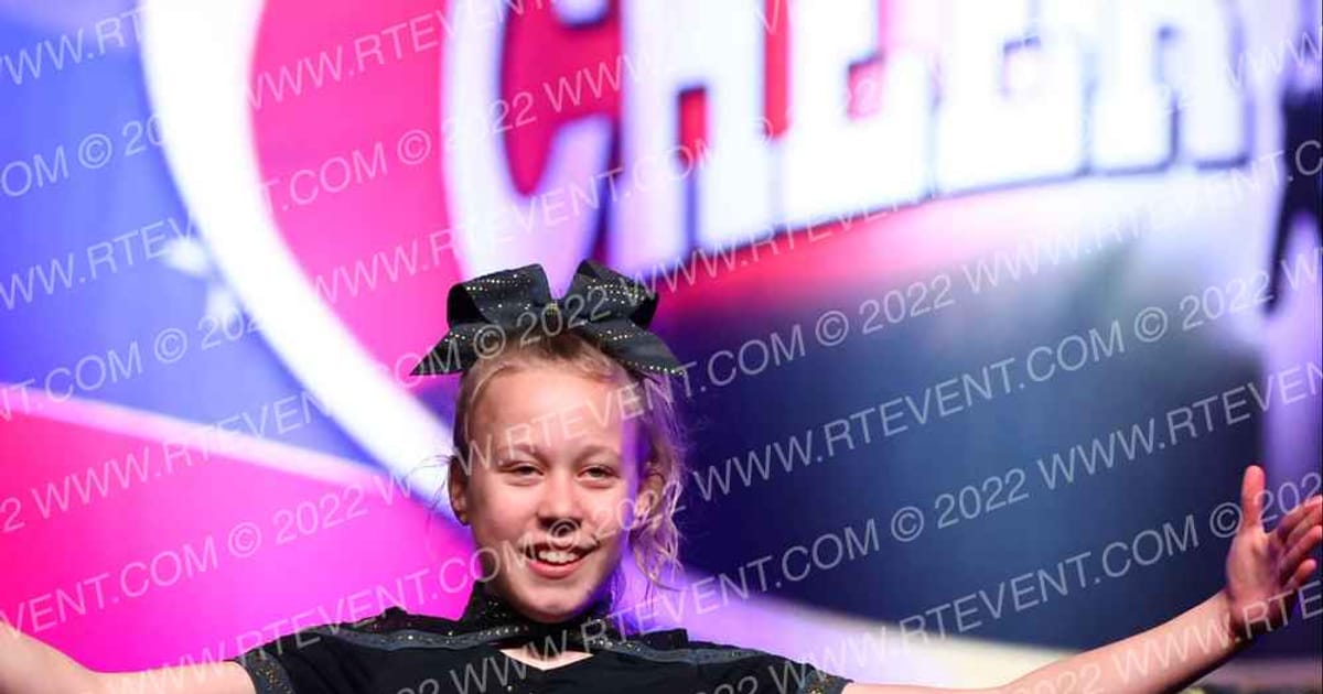 Texas Aces Tumbling and Cheer Queen of Hearts · Cheer Power Southern Nationals